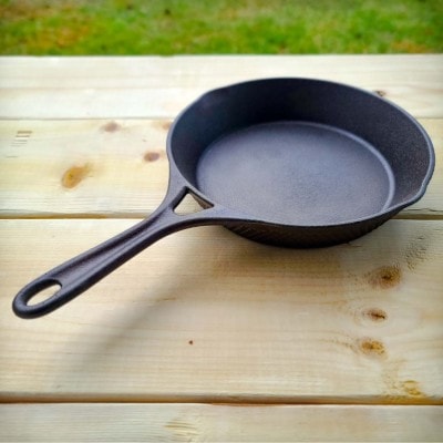 #8 Jeweled Skillet