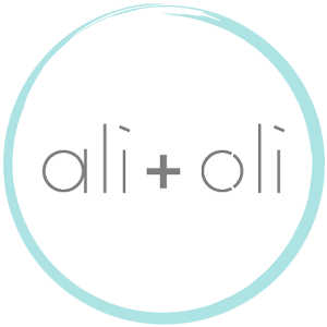 Ali + Oli Logo