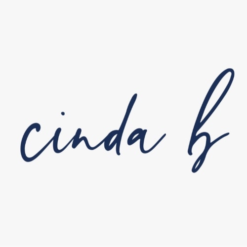 cinda b Logo